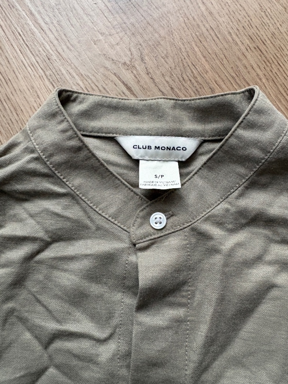 Club Monaco women's band-collar button-up shirt sage green
